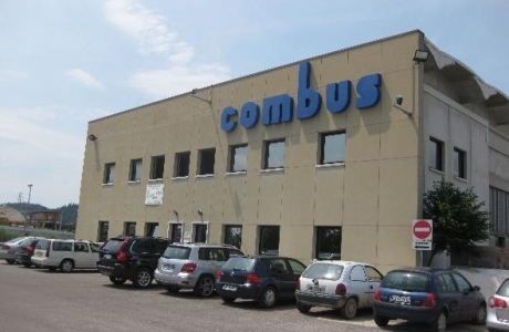 combus scritta aziendale in polistirolo